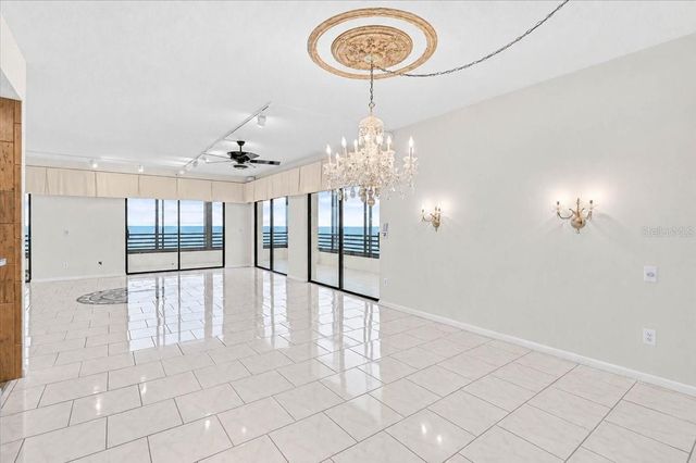 1100 BENJAMIN FRANKLIN DRIVE 802, Sarasota, FL 34236