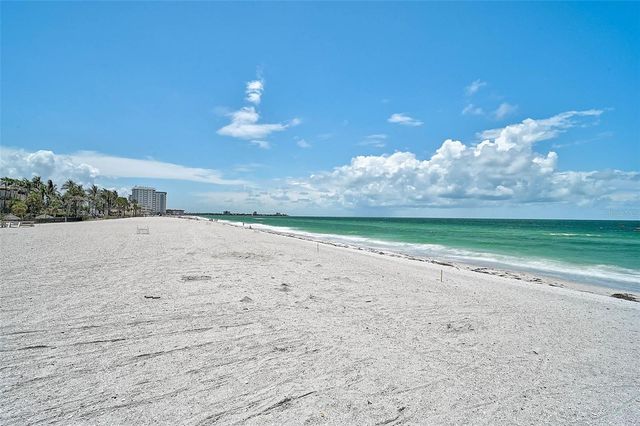 1100 BENJAMIN FRANKLIN DRIVE 802, Sarasota, FL 34236