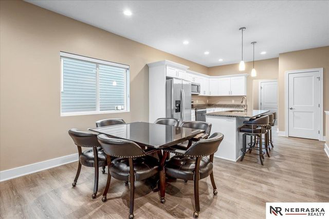 1719 NW 52nd Street, Lincoln, NE 68528