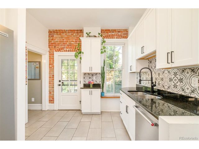 823 32nd St, Denver, CO 80205