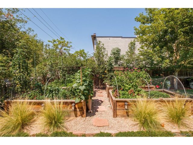 823 32nd St, Denver, CO 80205