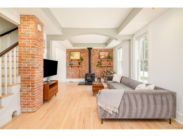 823 32nd St, Denver, CO 80205