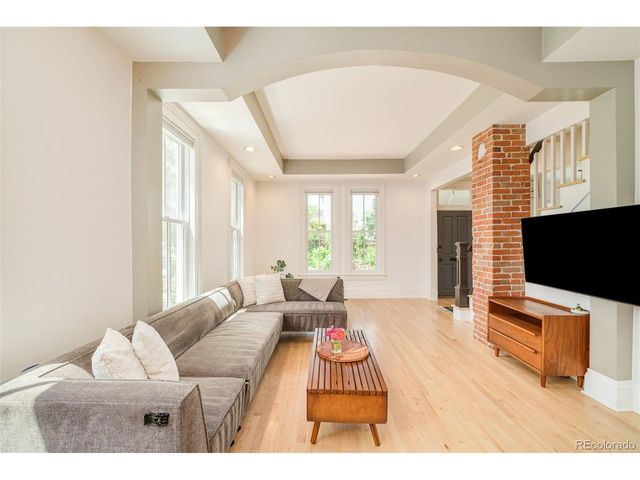 823 32nd St, Denver, CO 80205
