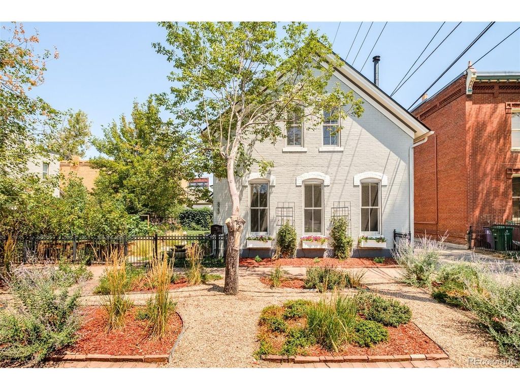 823 32nd St, Denver, CO 80205