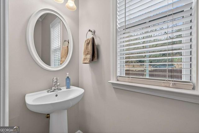 870 Earlham Drive, Suwanee, GA 30024