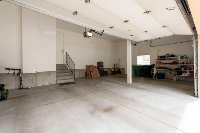 1208 W SADDLE BLUFF DR, Murray, UT 84123