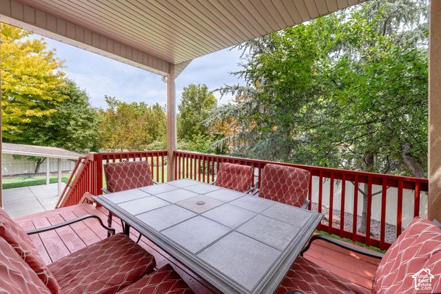 1208 W SADDLE BLUFF DR, Murray, UT 84123