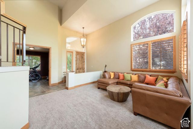 1208 W SADDLE BLUFF DR, Murray, UT 84123
