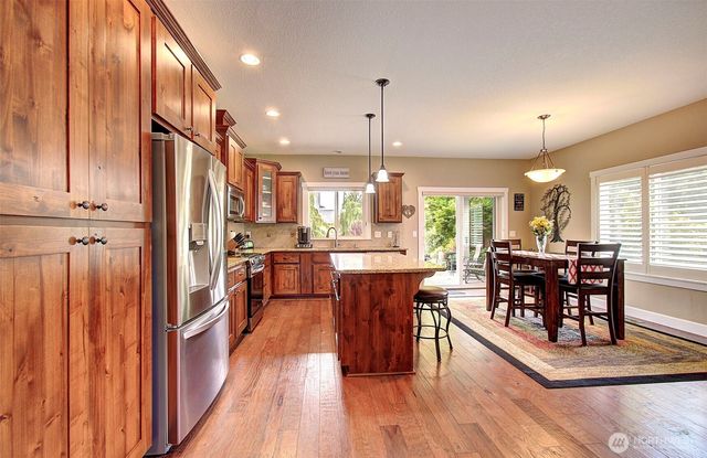 1813 S Sevier Road, Ridgefield, WA 98642
