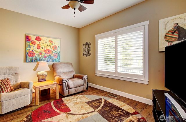 1813 S Sevier Road, Ridgefield, WA 98642