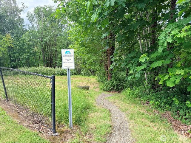 1813 S Sevier Road, Ridgefield, WA 98642