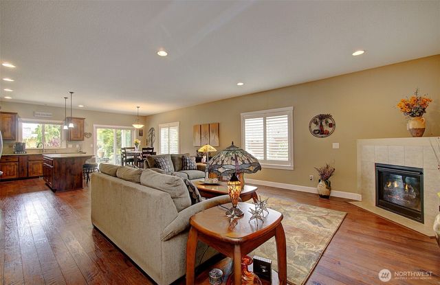 1813 S Sevier Road, Ridgefield, WA 98642
