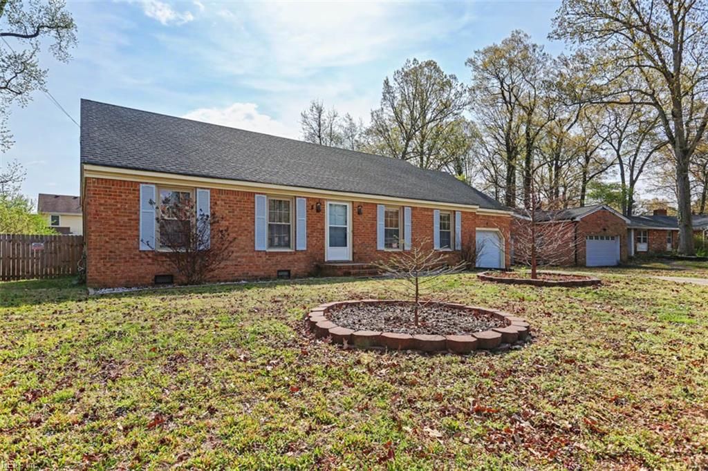 428 Rock DR, Chesapeake, VA 23323