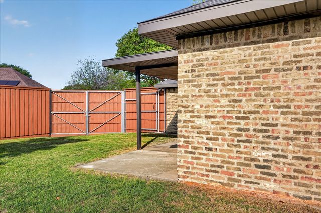 1402 Country Lane, Allen, TX 75002