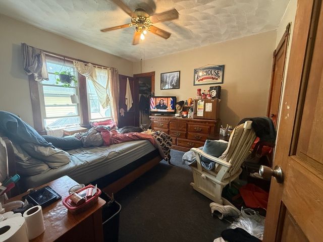 119-121 Middlesex St, Springfield, MA 01109