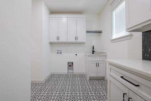 4724 E 177th Place, Bixby, OK 74008