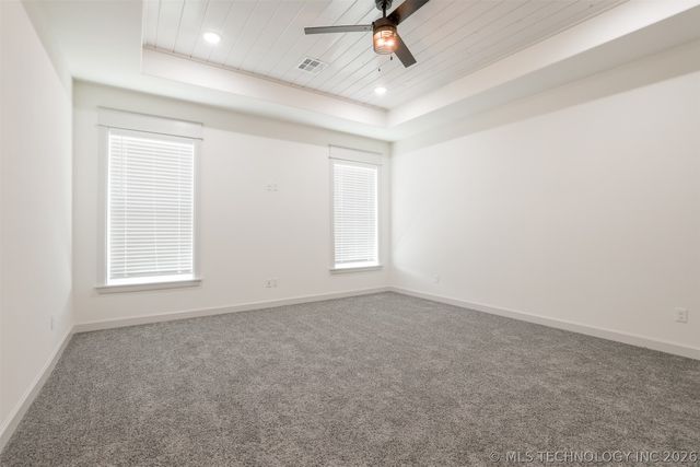 4724 E 177th Place, Bixby, OK 74008