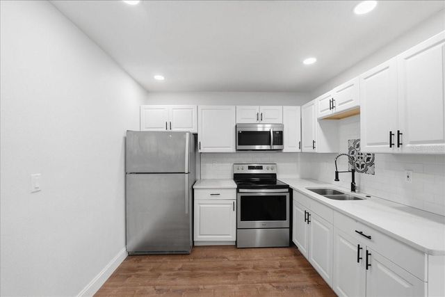 2805 MAYER STREET, Orlando, FL 32806