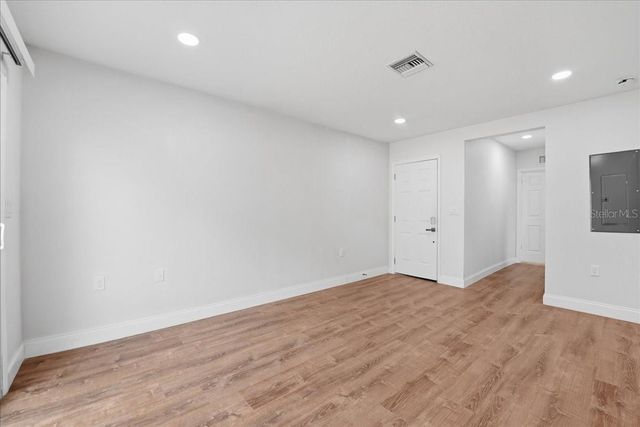 2805 MAYER STREET, Orlando, FL 32806