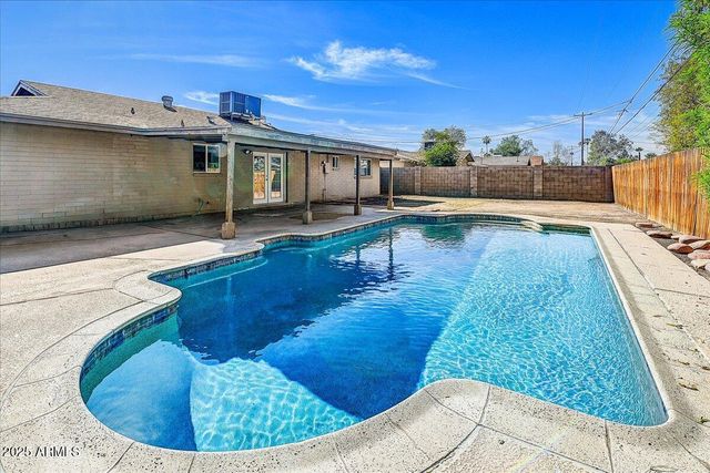 720 E BROADWAY Lane, Tempe, AZ 85282