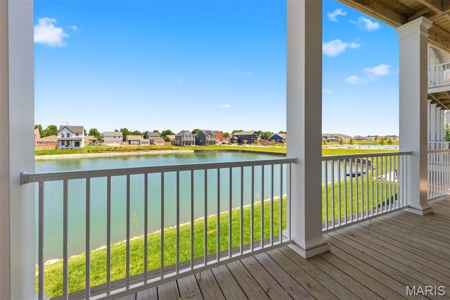 222 Marais Temps Clair Way, St Charles, MO 63301