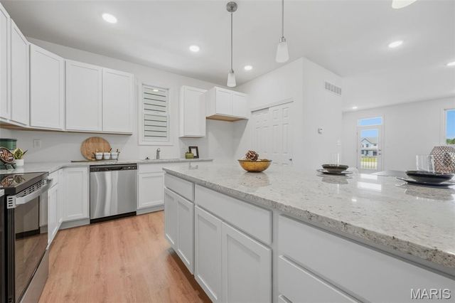 222 Marais Temps Clair Way, St Charles, MO 63301