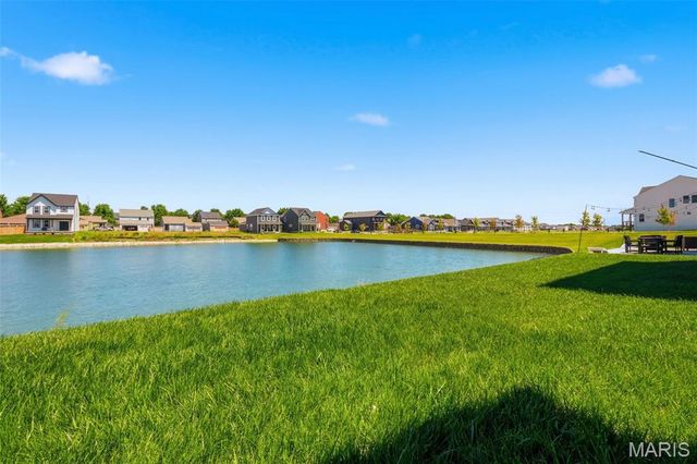 222 Marais Temps Clair Way, St Charles, MO 63301
