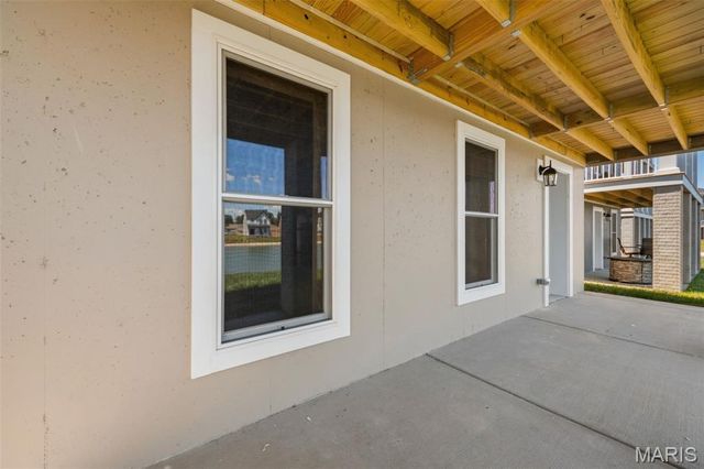 222 Marais Temps Clair Way, St Charles, MO 63301