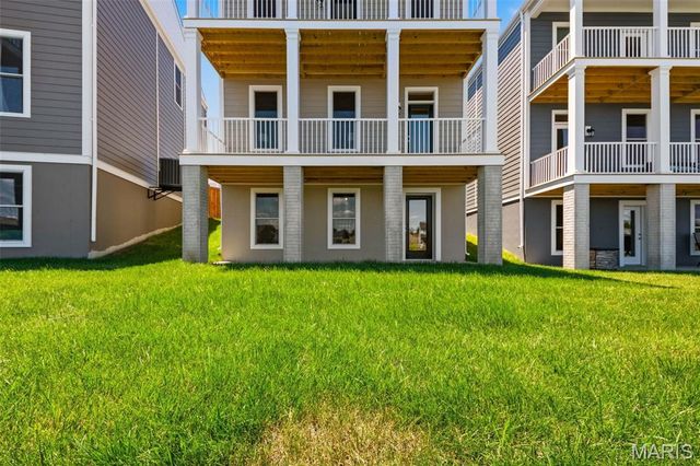 222 Marais Temps Clair Way, St Charles, MO 63301