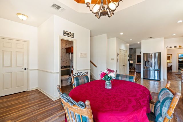 554 Glenn Lane, Red Oak, TX 75154