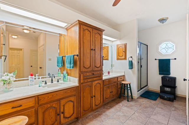 554 Glenn Lane, Red Oak, TX 75154