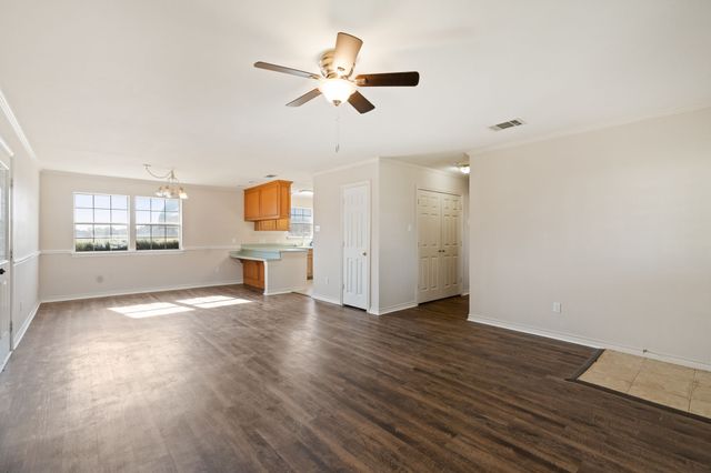 554 Glenn Lane, Red Oak, TX 75154