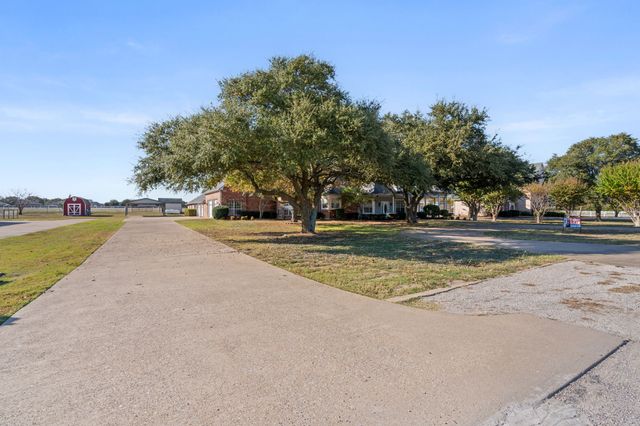 554 Glenn Lane, Red Oak, TX 75154