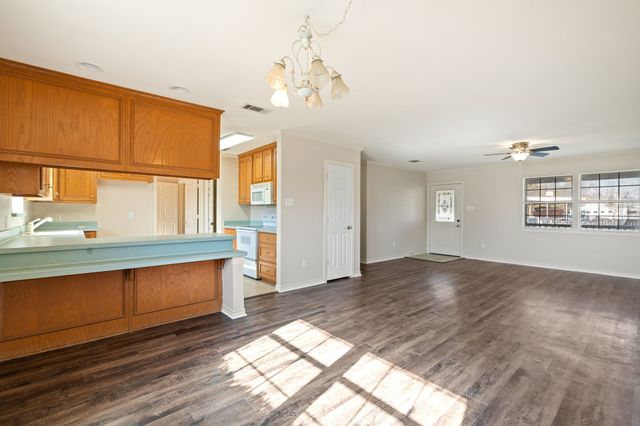 554 Glenn Lane, Red Oak, TX 75154