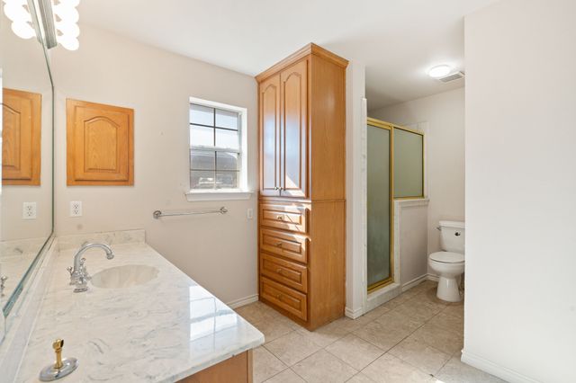 554 Glenn Lane, Red Oak, TX 75154