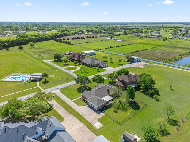 554 Glenn Lane, Red Oak, TX 75154