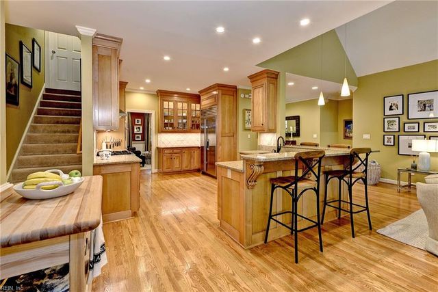 320 Yorkshire Dr DR, Williamsburg, VA 23185