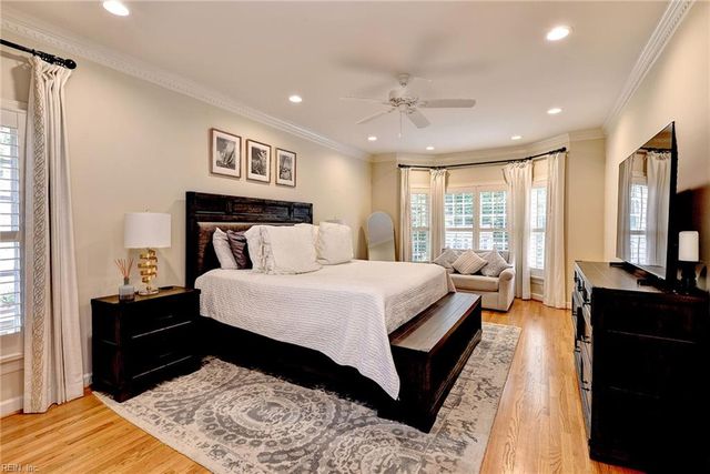 320 Yorkshire Dr DR, Williamsburg, VA 23185