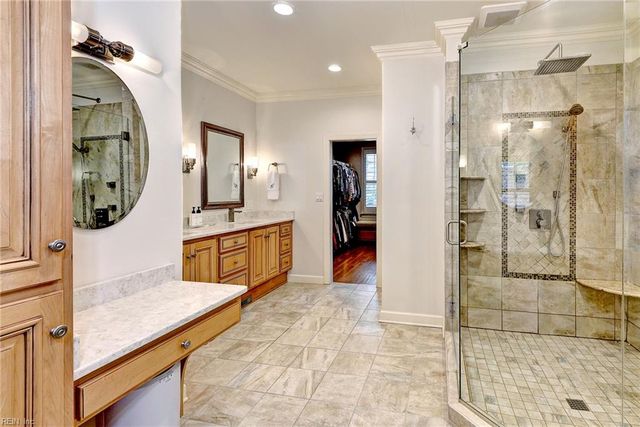 320 Yorkshire Dr DR, Williamsburg, VA 23185