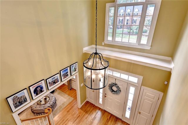 320 Yorkshire Dr DR, Williamsburg, VA 23185