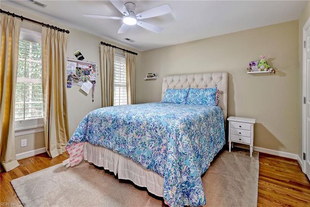 320 Yorkshire Dr DR, Williamsburg, VA 23185