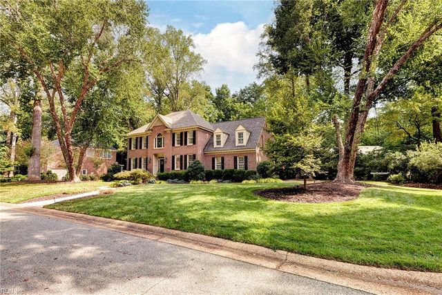 320 Yorkshire Dr DR, Williamsburg, VA 23185