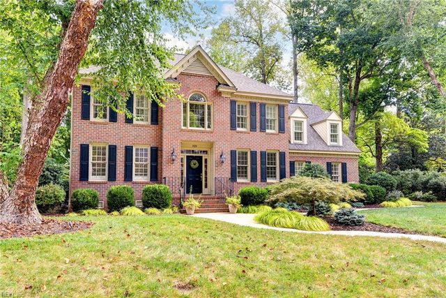 320 Yorkshire Dr DR, Williamsburg, VA 23185