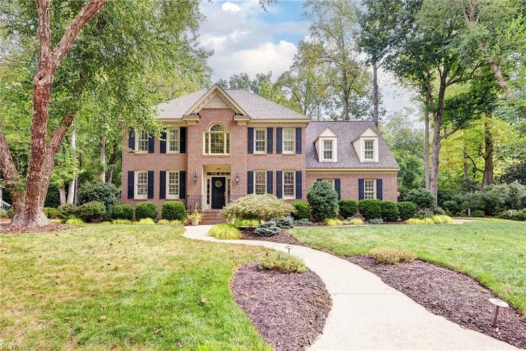 320 Yorkshire Dr DR, Williamsburg, VA 23185