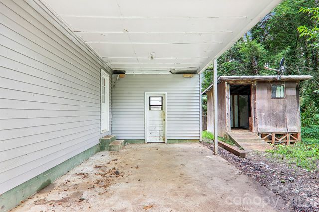 24 Bryson Street, Waynesville, NC 28786