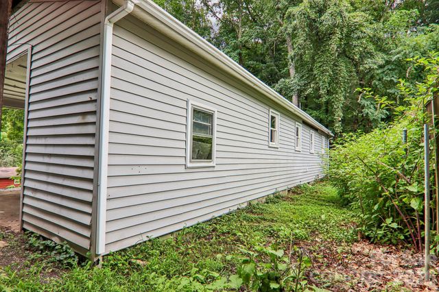 24 Bryson Street, Waynesville, NC 28786