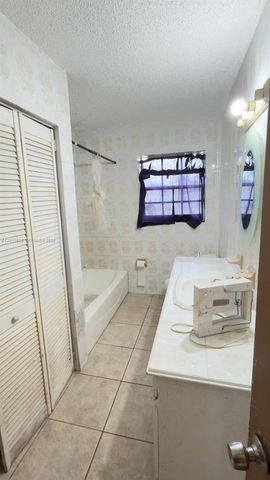 4450 NW 169th Ter, Miami Gardens, FL 33055
