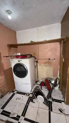 4450 NW 169th Ter, Miami Gardens, FL 33055