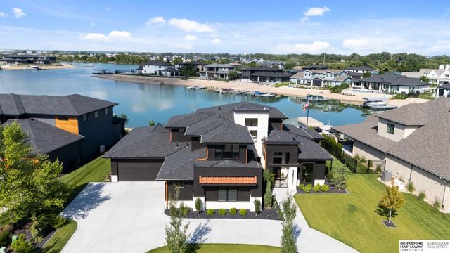 5403 N 292 Circle, Valley, NE 68064