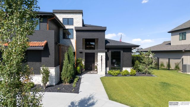 5403 N 292 Circle, Valley, NE 68064